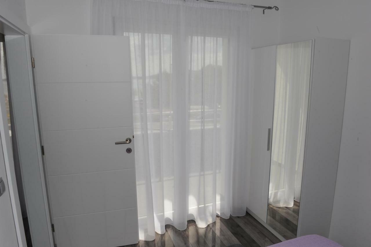 Apartment Odak Brodarica  Exteriör bild